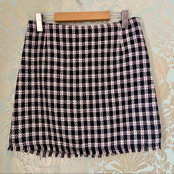 H&M Dresses & Skirts - NWT H&M Mini Skirt Pink and Black Knit Clueless